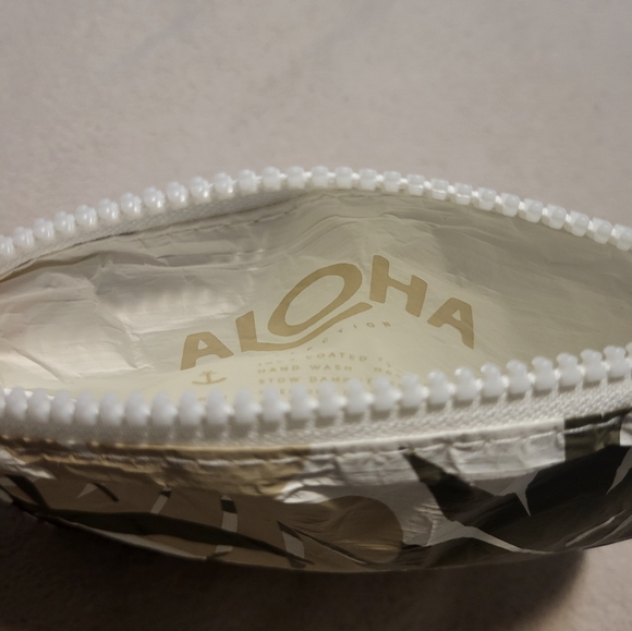 ALOHA Mini Bag - Picture 3 of 3